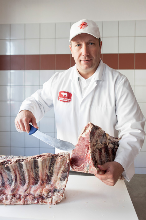 Dry age meat at home with no risk DryAger's German engineering - Forking  Tasty